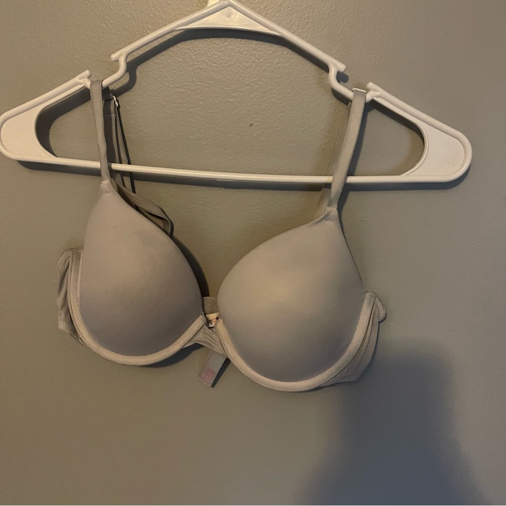 GUC Womens Size 34 C PINK tee shirt bra